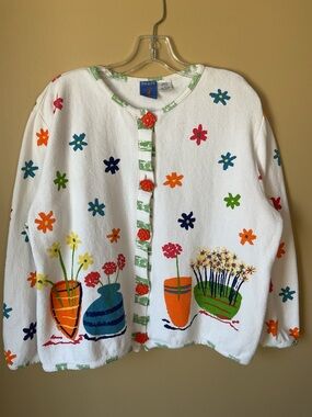 Vintage Onque Casuals Grandma Cardigan with Orange Flower Button Detail Size M